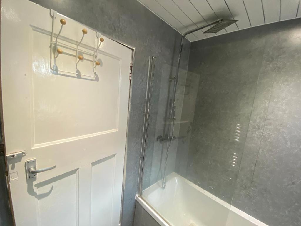 Lovely Private Room In Sandilands Dr Ab24 阿伯丁 外观 照片